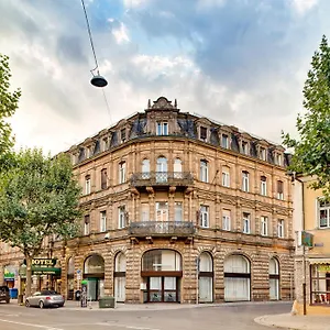 National Hotell